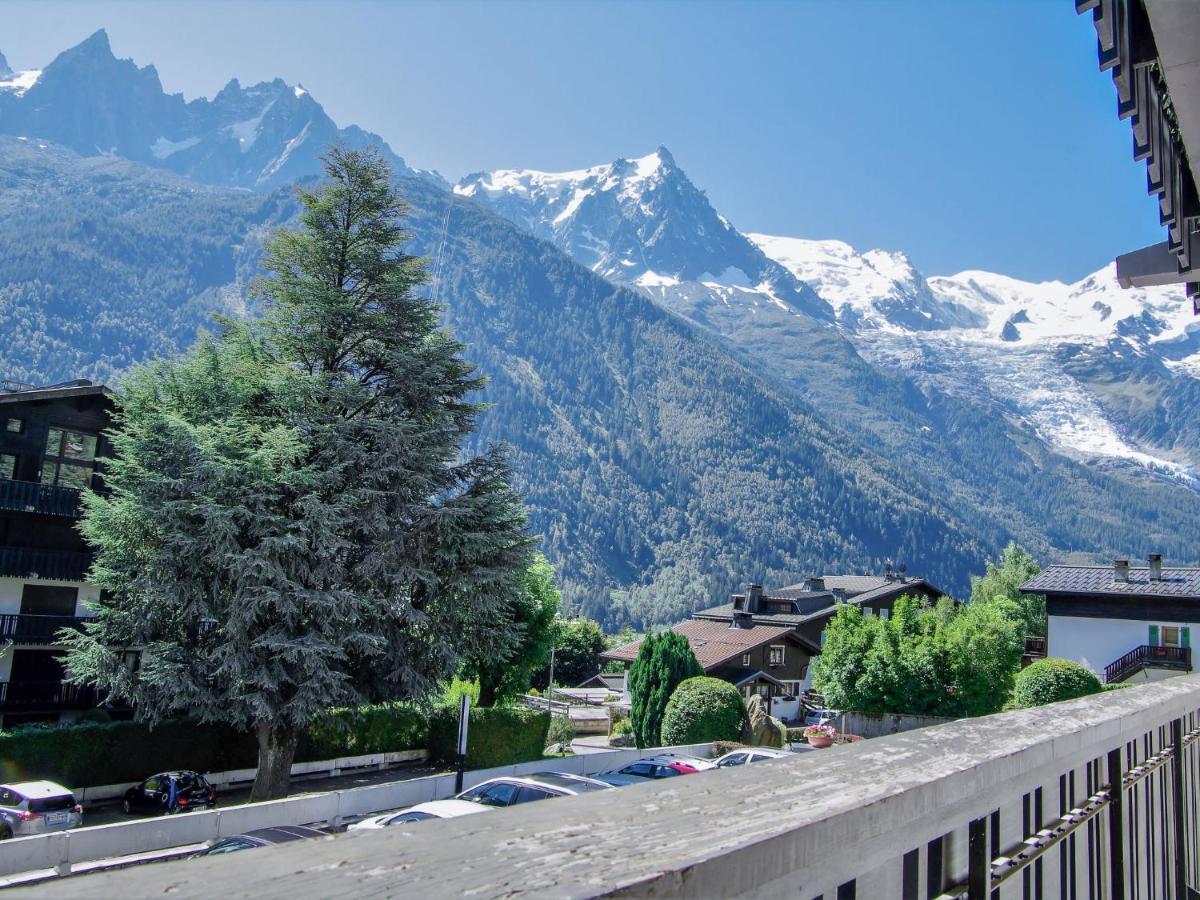 Apartment Le Brevent-22 By Interhome Chamonix Bagian luar foto